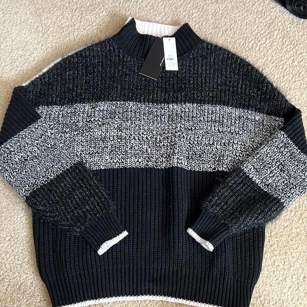 Anna-Cai mocked neck thick sweater